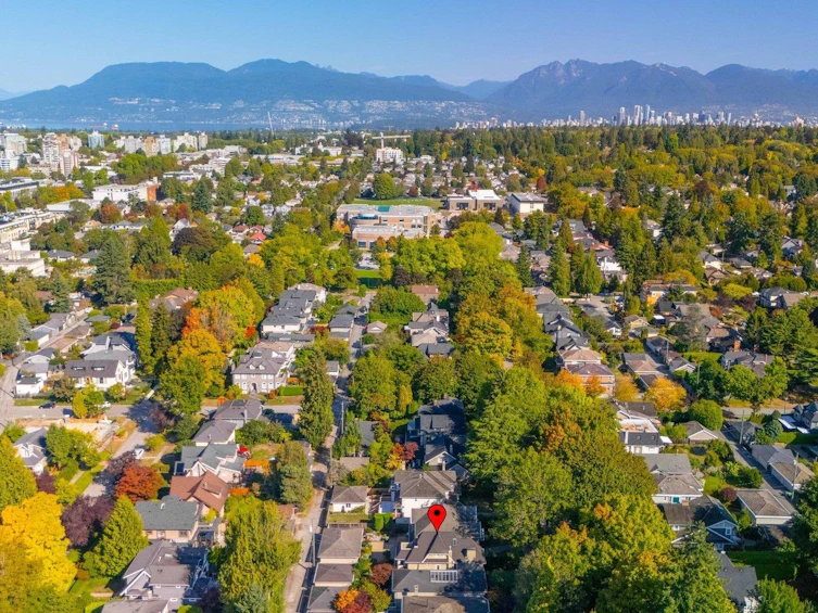 6677 Laburnum Street, Vancouver, BC, V6P 5M6 - 37