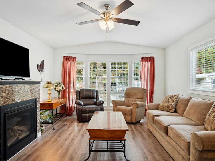 47-145 King Edward Street, Coquitlam, BC, V3K 6L4 - 3
