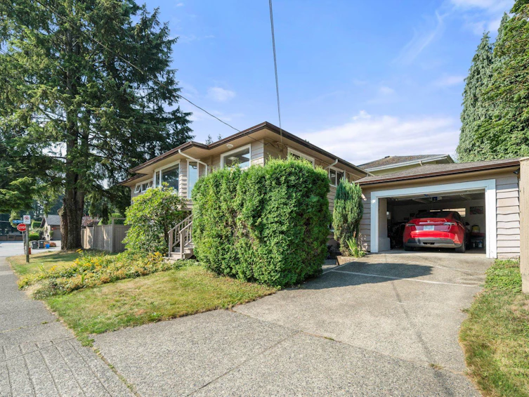 1025 Beaufort Road, North Vancouver, BC, V7G 1R8 - 21