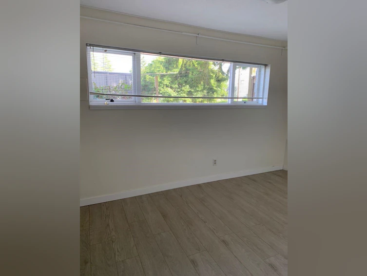 1025 Beaufort Road, North Vancouver, BC, V7G 1R8 - 32