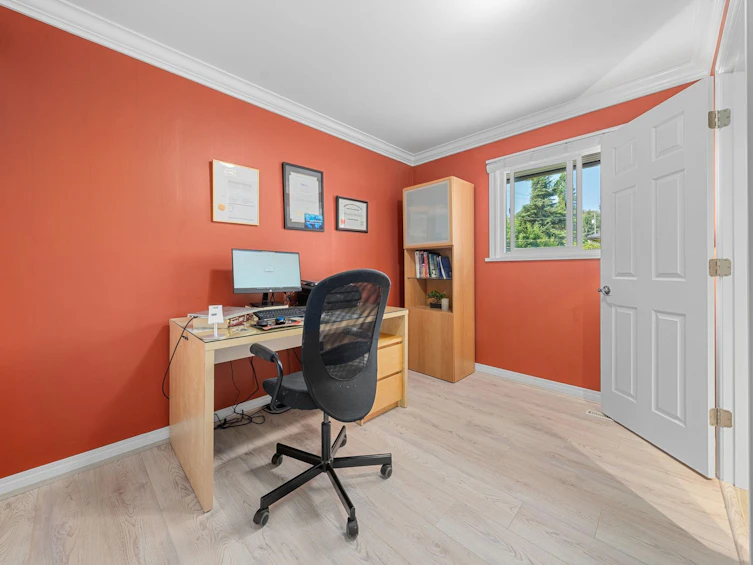 1025 Beaufort Road, North Vancouver, BC, V7G 1R8 - 15
