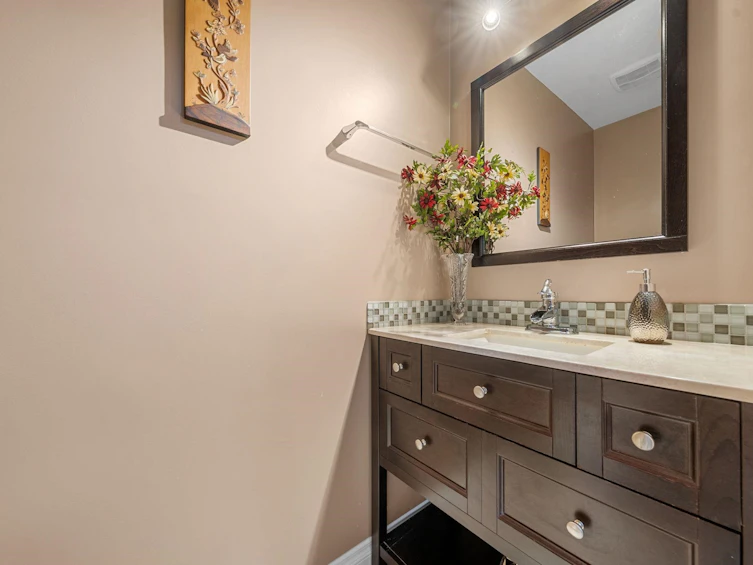1025 Beaufort Road, North Vancouver, BC, V7G 1R8 - 16