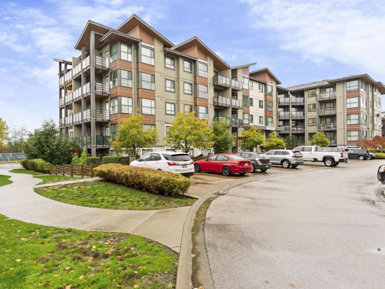 306-7809 209 Street, Langley, BC, V2Y 3N6