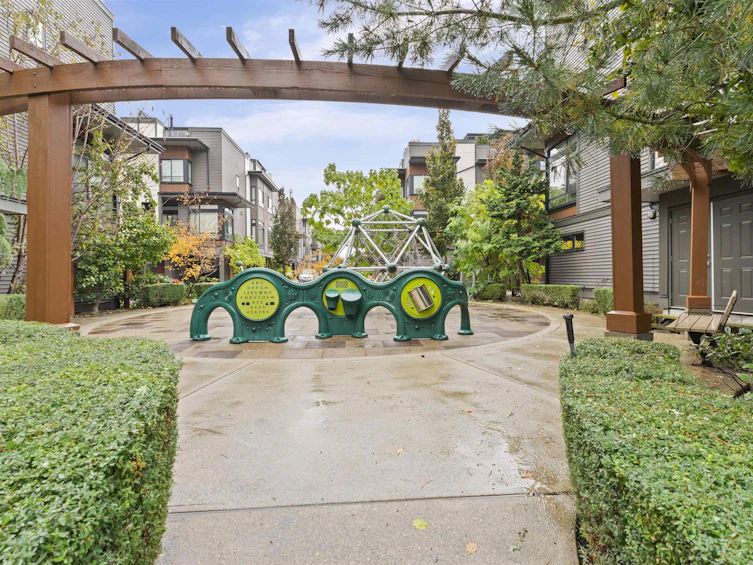 306-7809 209 Street, Langley, BC, V2Y 3N6 - 31