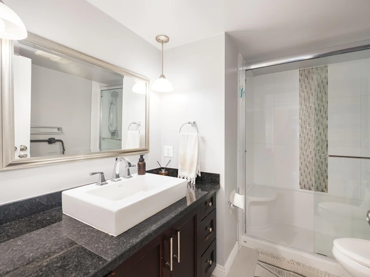 301-1235 W 15th Avenue, Vancouver, BC, V6H 1S1 - 19