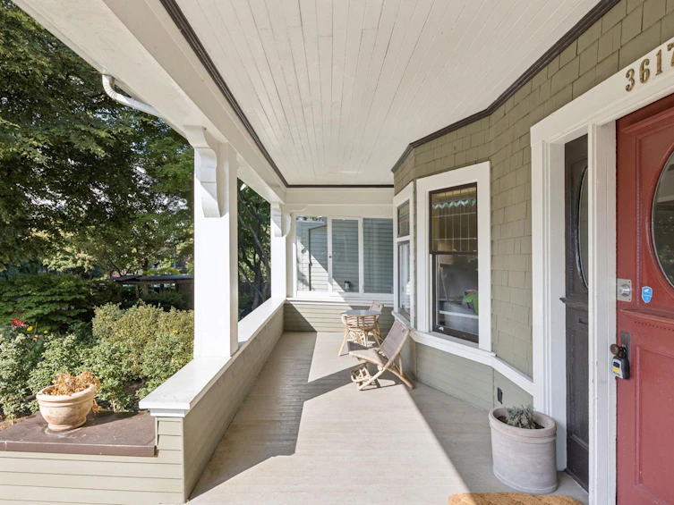 3617 West 2nd Avenue, Vancouver, BC, V6R 1J6 - 3