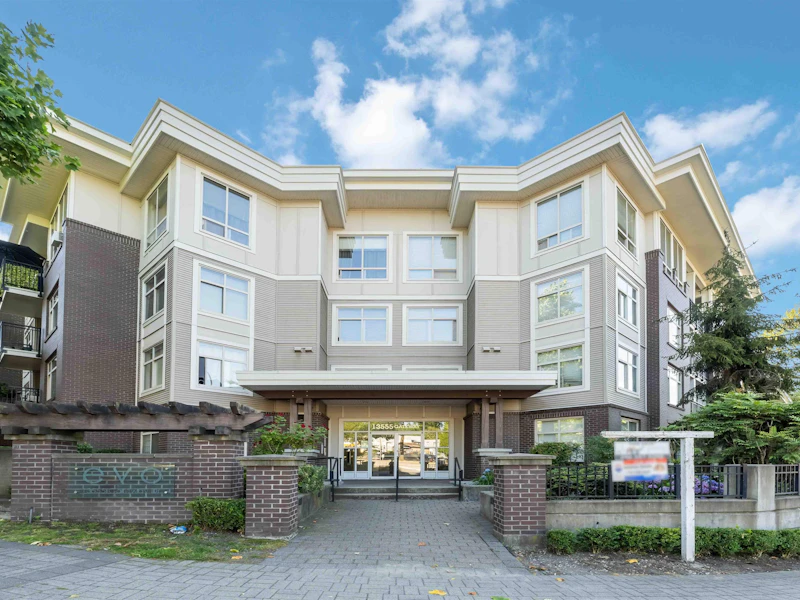 216 - 13555 Gateway Drive, Surrey BC V3T 0B5