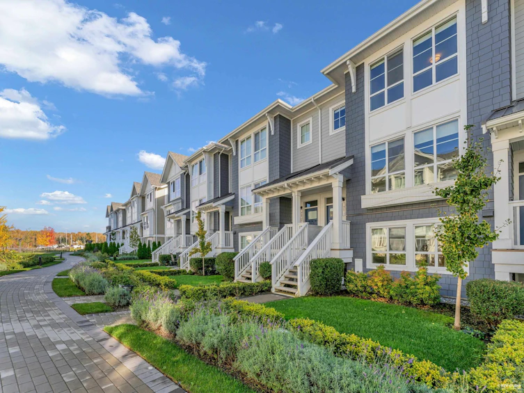 71-5311 Admiral Way, Delta, BC, V4K 0E2