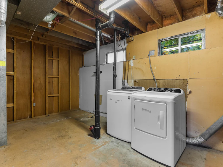 35180 Cassiar Avenue, Abbotsford, BC, V2S 5R4 - 26