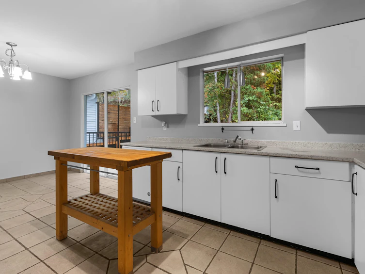 35180 Cassiar Avenue, Abbotsford, BC, V2S 5R4 - 11