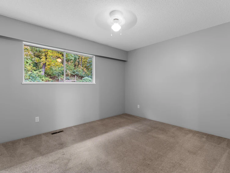 35180 Cassiar Avenue, Abbotsford, BC, V2S 5R4 - 13