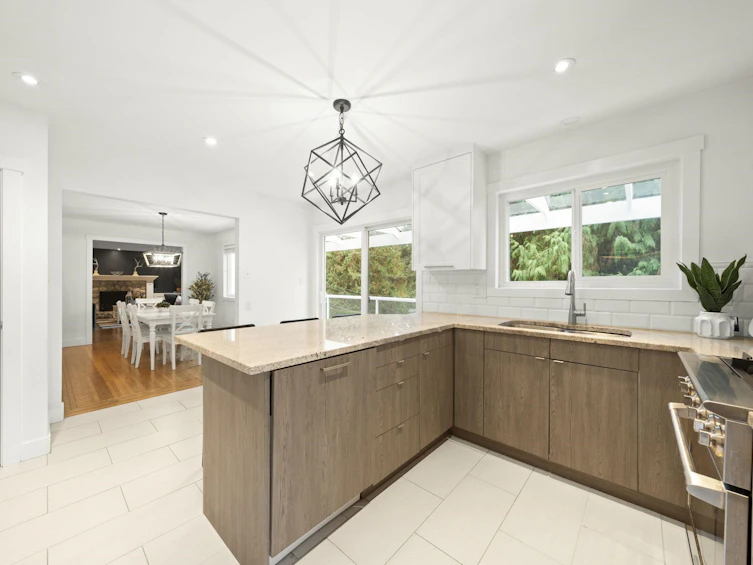 5540 Greenleaf Road, West Vancouver, BC, V7W 1N6 - 17