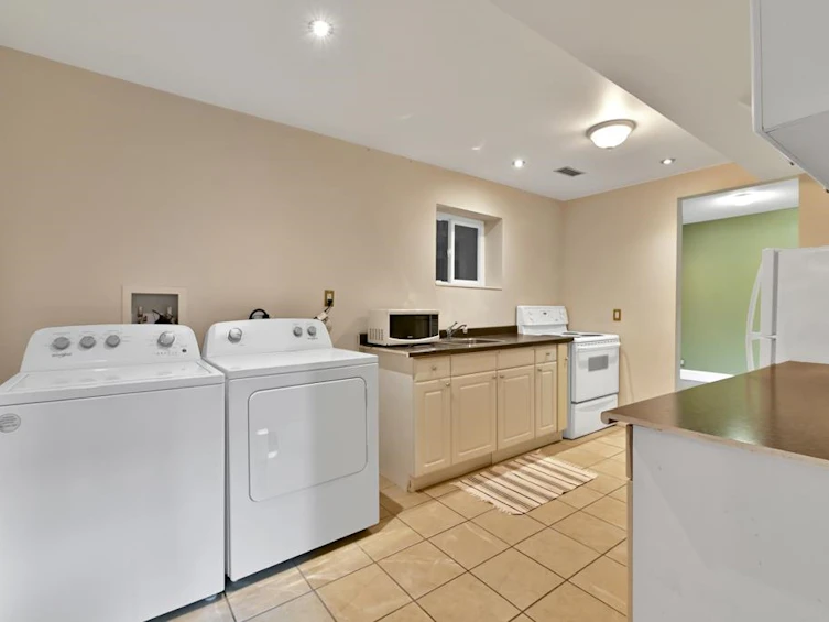 14486 109 Avenue, Surrey, BC, V3R 1Y1 - 34