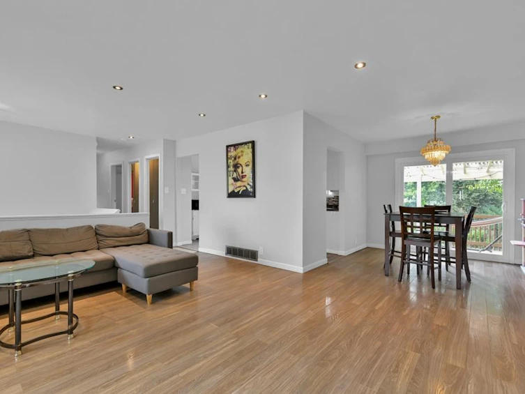 14486 109 Avenue, Surrey, BC, V3R 1Y1 - 9