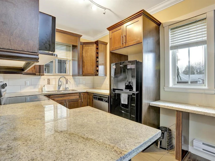 18-9533 130a Street, Surrey, BC, V3V 0B8 - 9