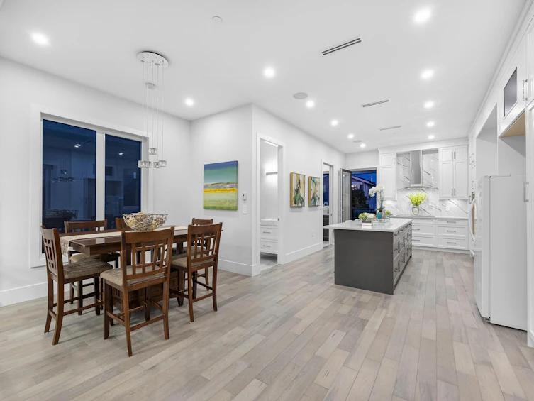 838 Stevens Street, Surrey, BC, V4B 4X2 - 9