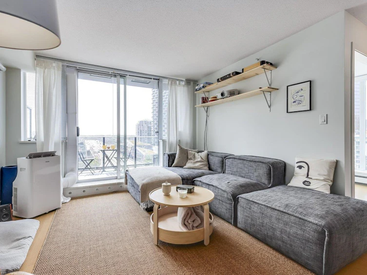 912-1325 Rolston Street, Vancouver, BC, V6B 0M2 - 3