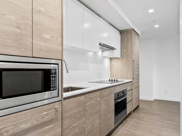 2406-13655 Fraser Highway, Surrey, BC, V3T 0P8 - 6