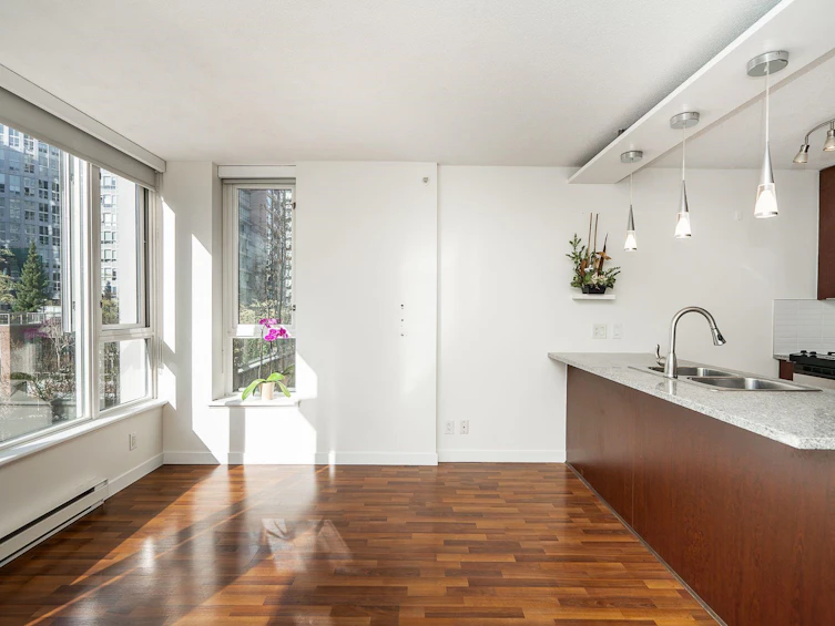 601-1001 Richards Street, Vancouver, BC, V6B 1J6 - 7