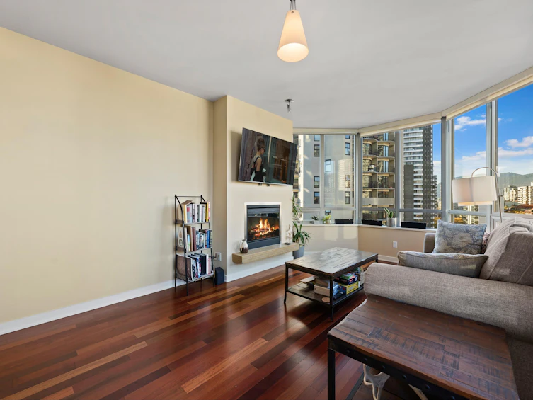 1206-1005 Beach Avenue, Vancouver, BC, V6E 3W2 - 3