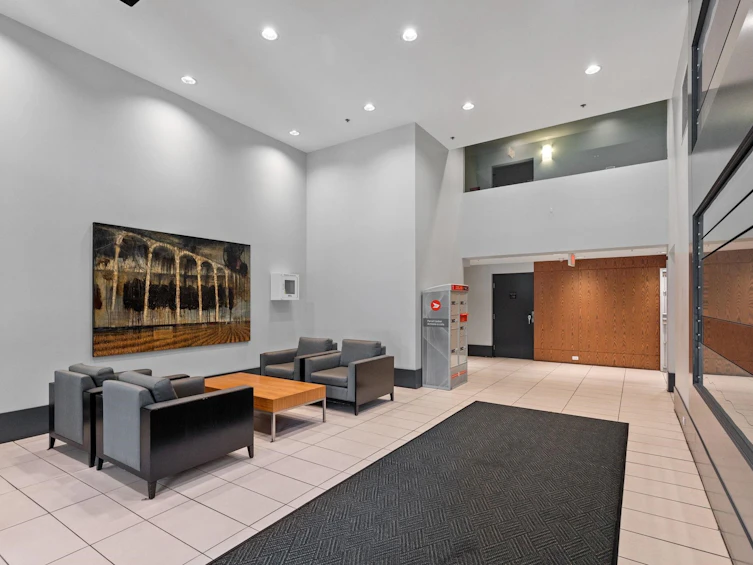 810-175 W 1st Street, North Vancouver, BC, V7M 3N9 - 33