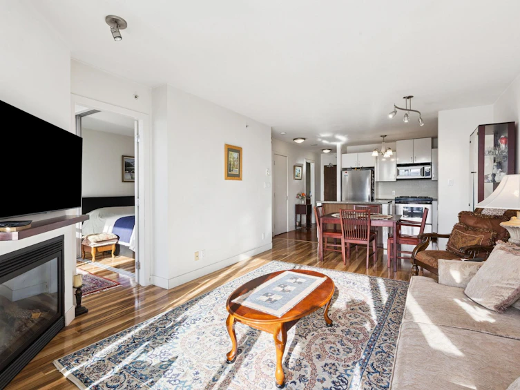 810-175 W 1st Street, North Vancouver, BC, V7M 3N9 - 5