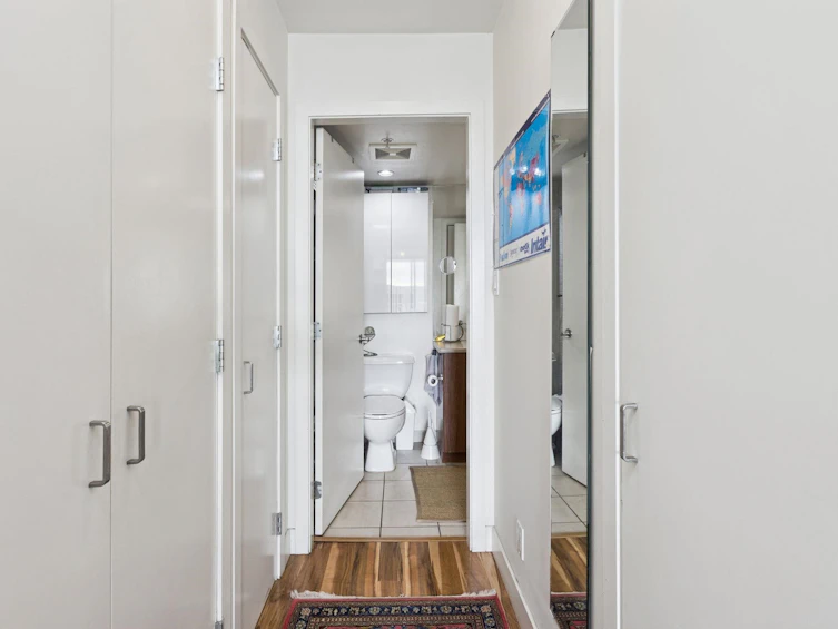 810-175 W 1st Street, North Vancouver, BC, V7M 3N9 - 20
