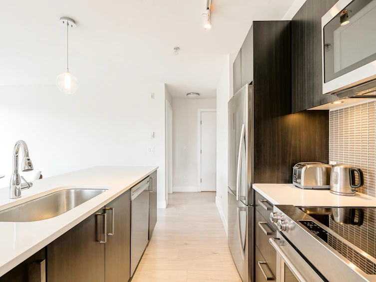 305-2477 Carolina Street, Vancouver, BC, V5T 0G8 - 9