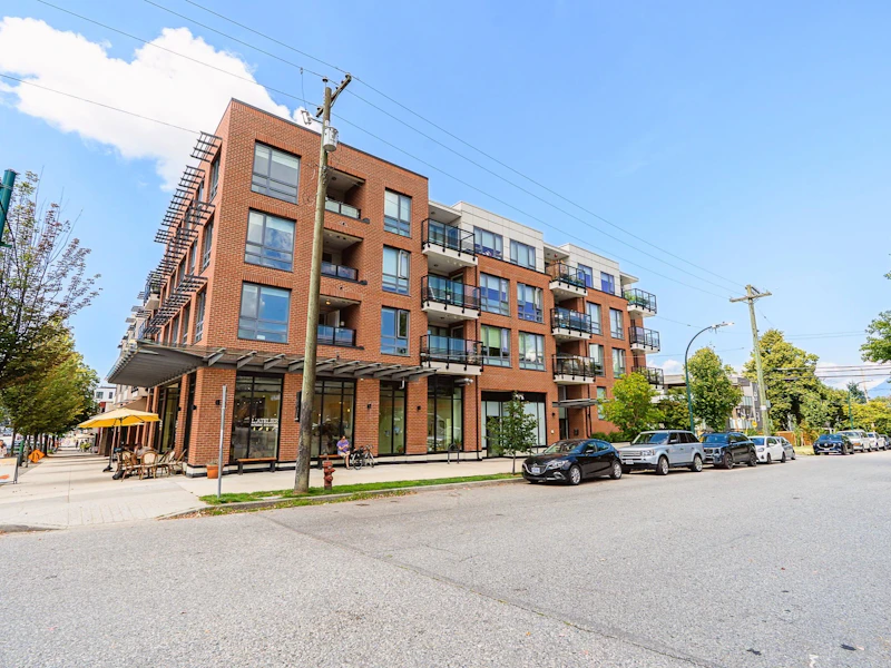 305 - 2477 Carolina Street, Vancouver BC