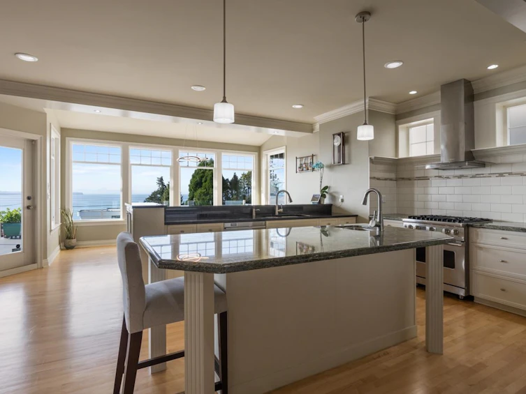 14213 Marine Drive, Surrey, BC, V4B 1A9 - 8