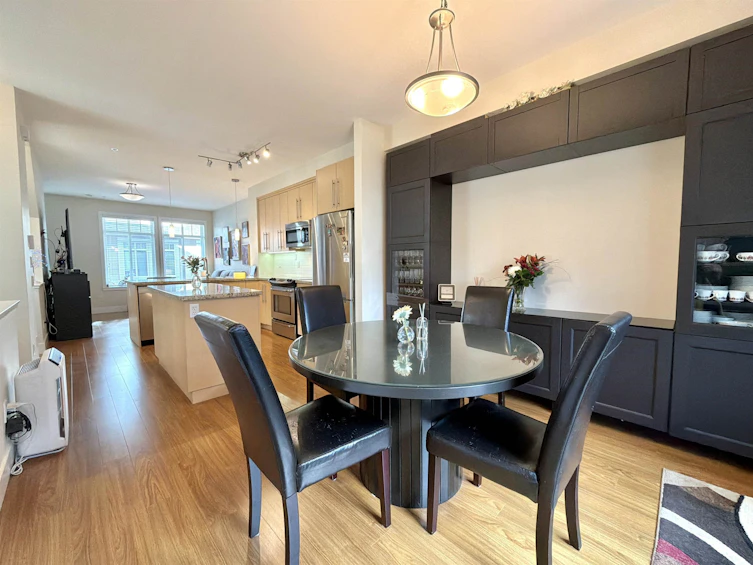 61-8250 209b Street, Langley, BC, V2Y 0J7 - 8