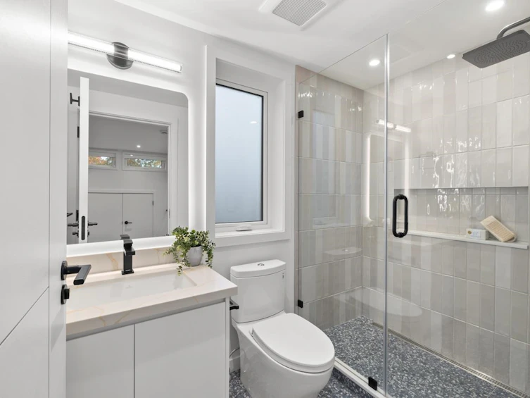 683 W 18th Avenue, Vancouver, BC, V5Z 1V9 - 31