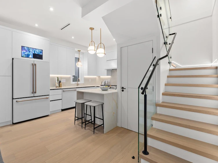 683 W 18th Avenue, Vancouver, BC, V5Z 1V9 - 10