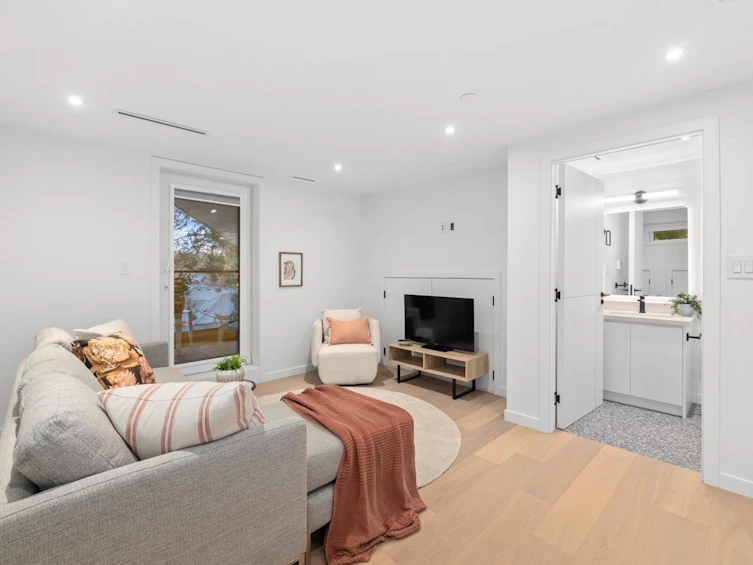 683 W 18th Avenue, Vancouver, BC, V5Z 1V9 - 28