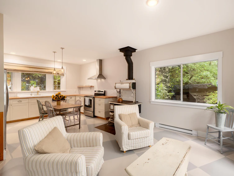 1245 Miller Road, Bowen Island, BC, V0N 1G1 - 12