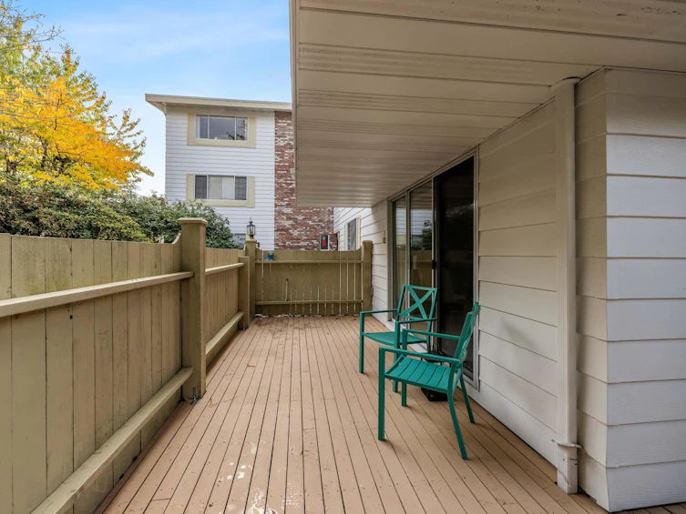 206-15010 Roper Avenue, Surrey, BC, V4B 5A9 - 22