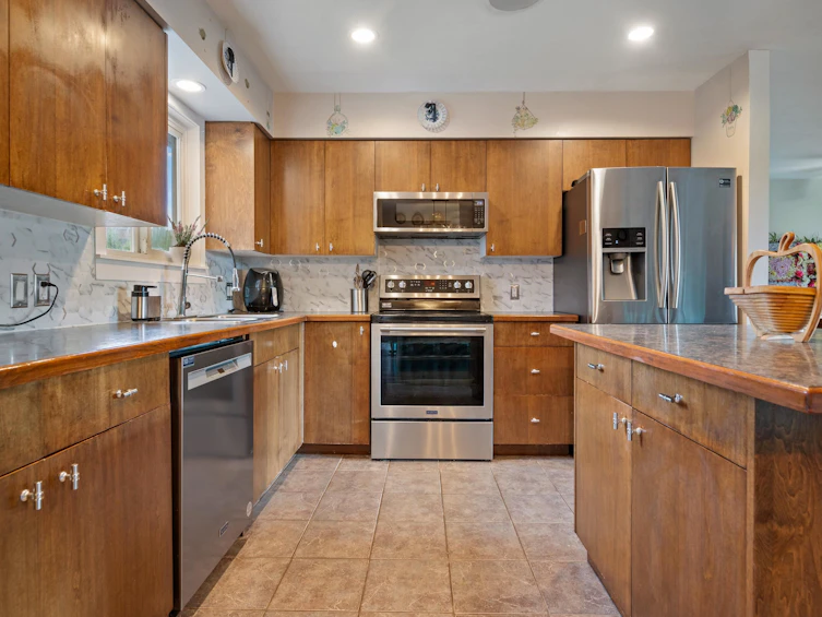45305 Paisley Avenue, Chilliwack, BC, V2P 7B4 - 8