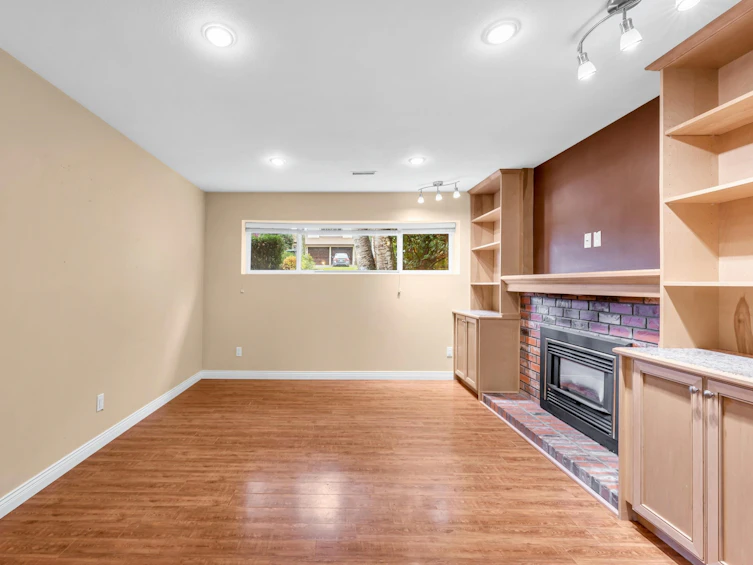 2214 153a Street, Surrey, BC, V4A 4R5 - 21