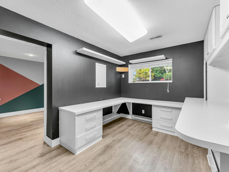 2214 153a Street, Surrey, BC, V4A 4R5 - 23