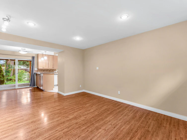 2214 153a Street, Surrey, BC, V4A 4R5 - 22