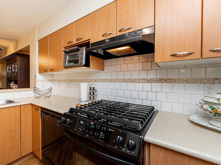 206-2958 Silver Springs Boulevard, Coquitlam, BC, V3E 3R9 - 10
