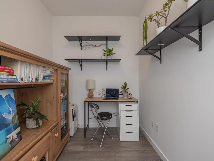 212-13623 81a Avenue, Surrey, BC, V3W 3N7 - 23
