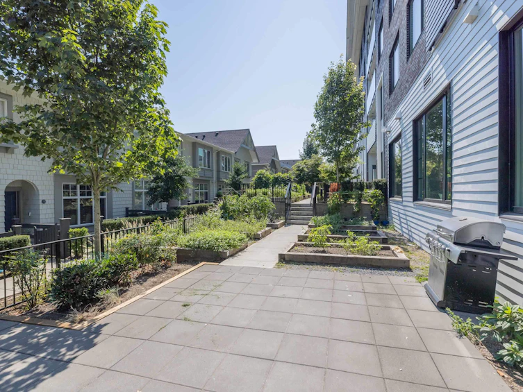 212-13623 81a Avenue, Surrey, BC, V3W 3N7 - 31