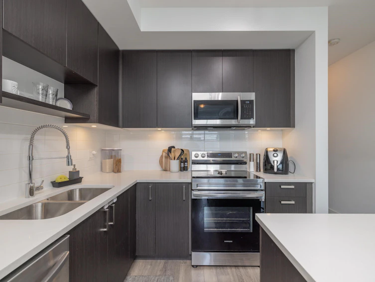 212-13623 81a Avenue, Surrey, BC, V3W 3N7 - 5