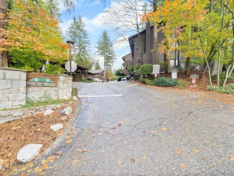 1884 Purcell Way, North Vancouver, BC, V7J 3K3 - 28