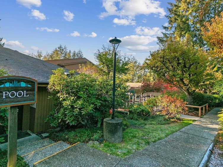 1884 Purcell Way, North Vancouver, BC, V7J 3K3 - 22