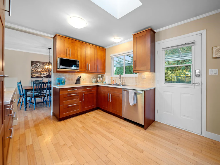 17022 Hereford Place, Surrey, BC, V3S 4X1 - 3
