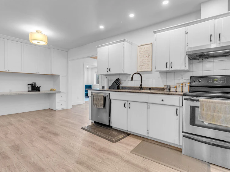 32546 Pandora Avenue, Abbotsford, BC, V2T 3X1 - 6