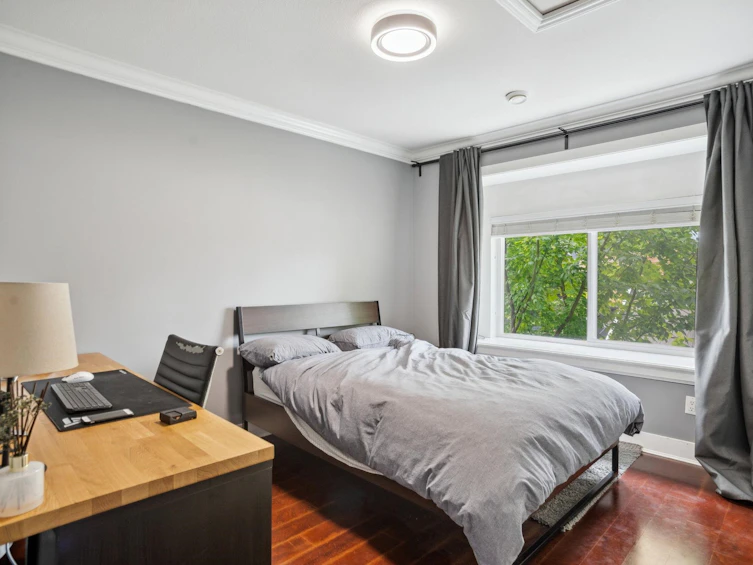 5187 Sherbrooke Street, Vancouver, BC, V5W 3M3 - 16