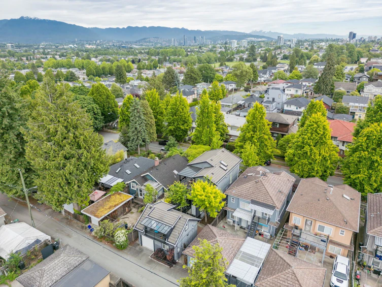 5187 Sherbrooke Street, Vancouver, BC, V5W 3M3 - 34